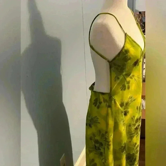 Zara Women’s Floral Vibrant Green Maxi Dress size Large - Picture 7 of 14